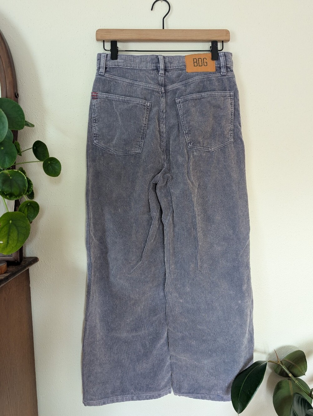 BDG | High & Wide | Wide Wale Corduroy Pant - Picture 6 of 10